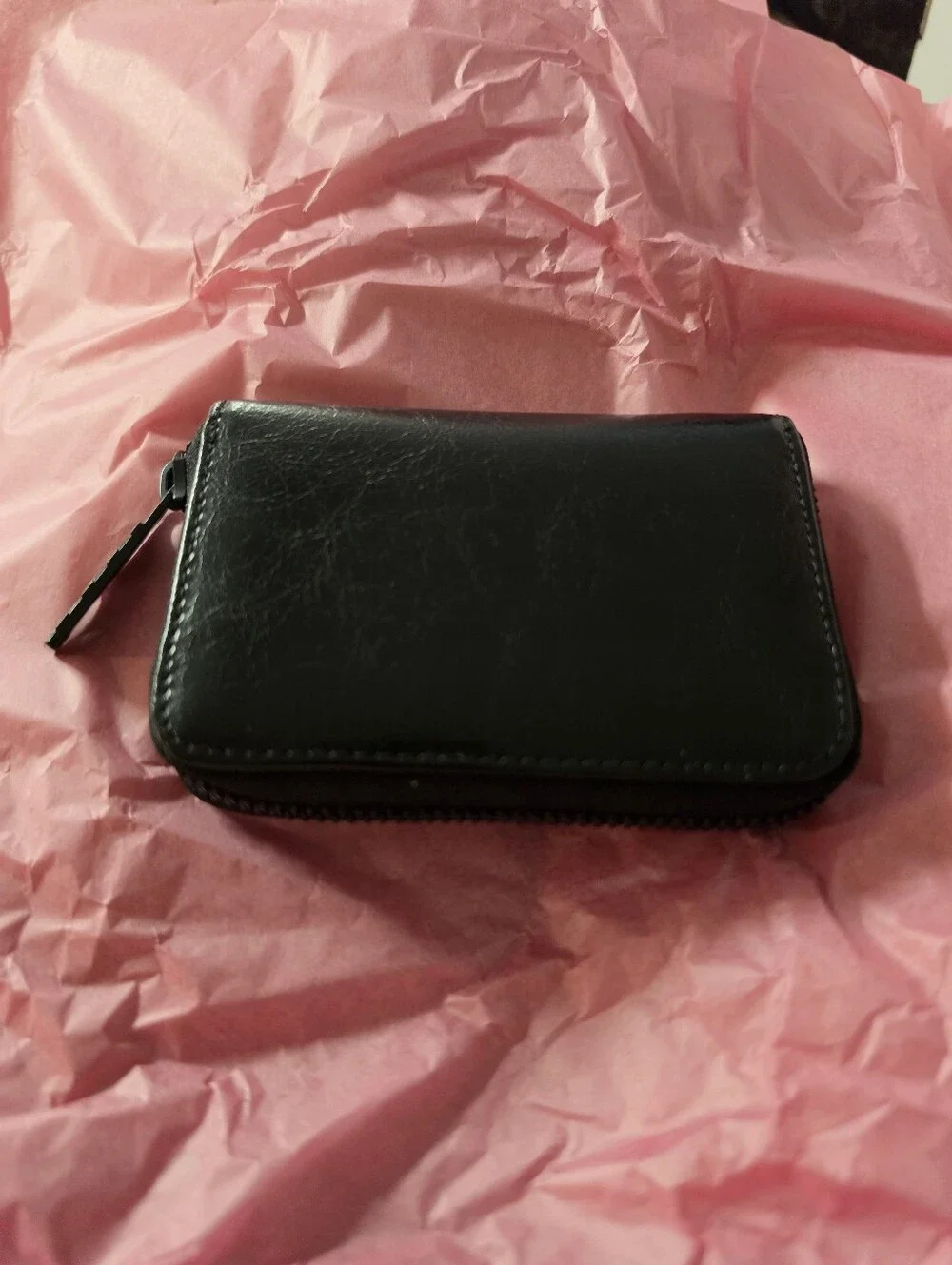 NWOT Off-White Jitney 